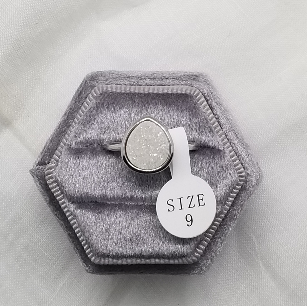 Fragrant Jewels teardrop shaped, Crystal Quartz Druzy Collection ring size 9